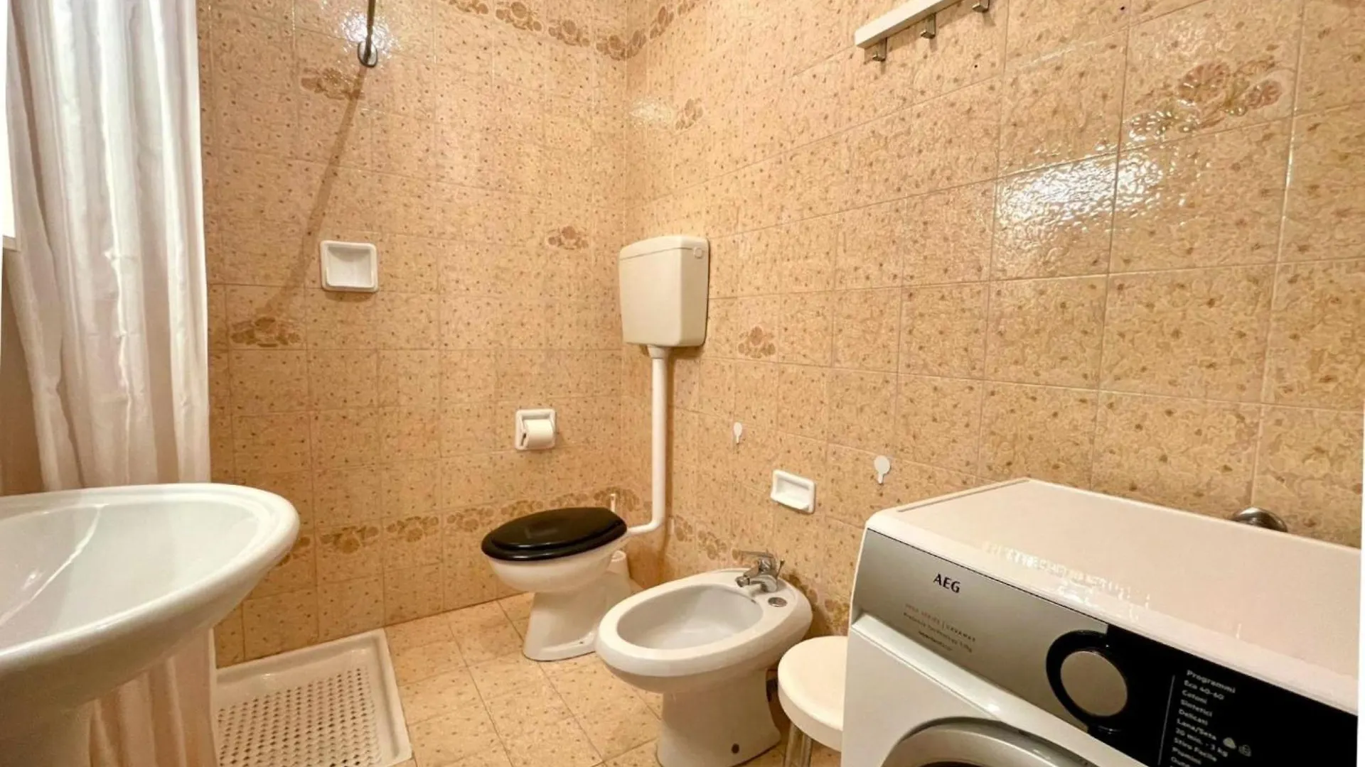 Large Apartment On 2 Floors Near The Beach By Beahostrentals Porto Santa Margherita di Caorle